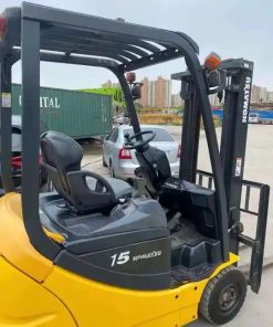 Xe nâng dầu Komatsu FD15 - 1.5 tấn, cũ