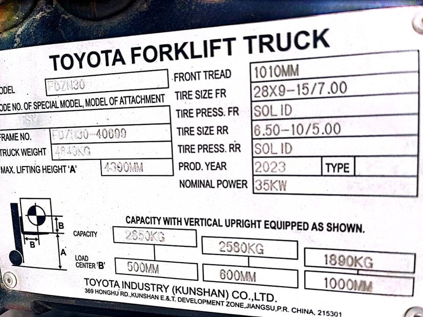 Xe nâng dầu 3 tấn Toyota FDZN30 FUZN30-40699
